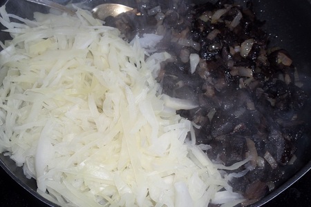 Пирог с рисом, капустой и грибами: шаг 3
