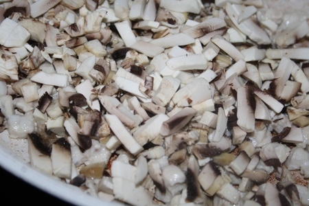 Жюльен с курицей и грибами от оскара кучеры: шаг 2