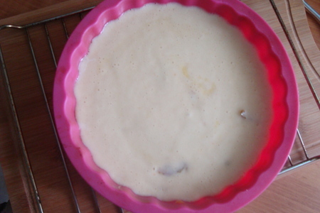 Пирог с абрикосовым повидлом на йогурте: шаг 7