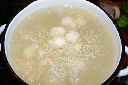 Суп с фрикадельками для капризули: шаг 10