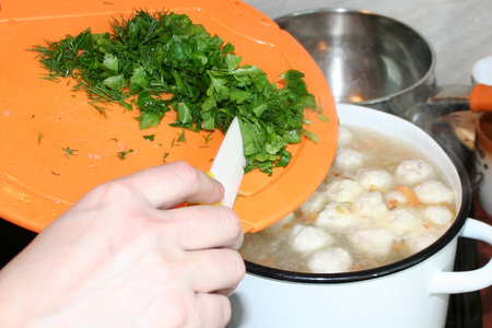 Суп с фрикадельками для капризули: шаг 15
