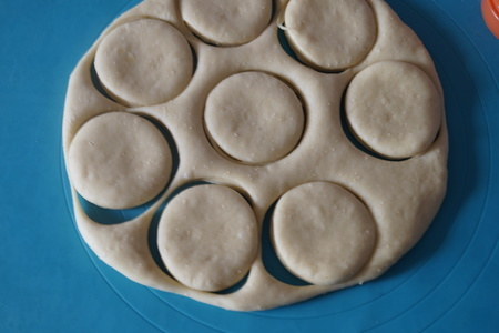 Суфганиет - ханукальные пончики: шаг 3