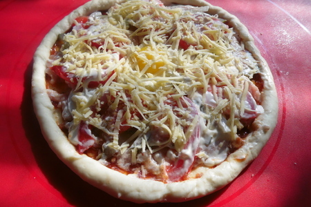 Мини-пицца с перепелиным яйцом: шаг 7