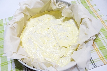 Пирог из теста фило с рисово-сырной начинкой: шаг 5