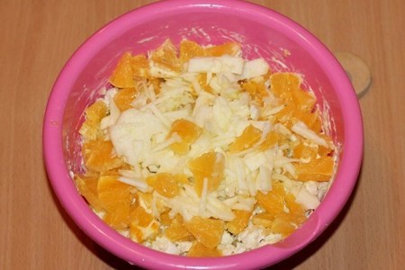 Куриный салат с сельдереем, рисом и фруктами: шаг 6