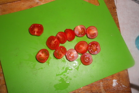Пирог с рикоттой, песто и помидорами черри: шаг 4