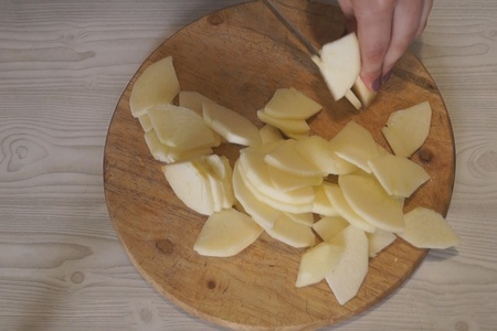 Манник на кефире с яблоками без яиц. нежный, пышный и всегда вкусный! : шаг 2