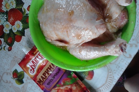Запеченная курица в чесночном маринаде с овощами : шаг 2