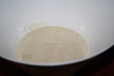 Французский луковый тарт писсаладьер (pissaladiere): шаг 2