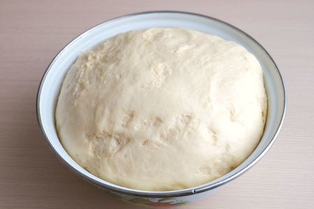 Домашний пирог с мясом утки , луком и рисом: шаг 13