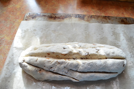 Пшенично-ржаной хлеб с тмином и изюмом: шаг 12