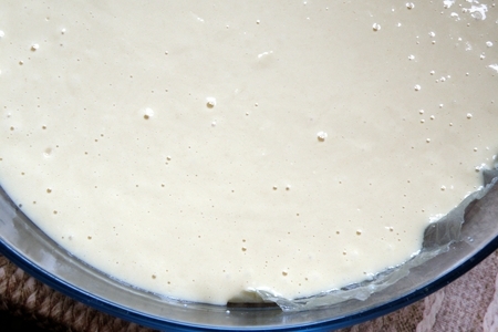Торт с творожным кремом и брусничной глазурью.: шаг 3
