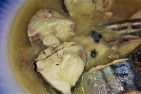 Суп рисовый с консервы сардины. рыбный суп: шаг 2