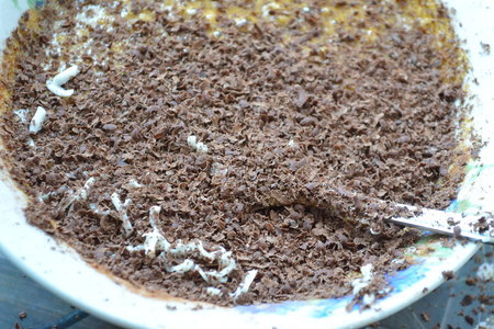 Шоколадные маффины с плавленным сырком: шаг 4