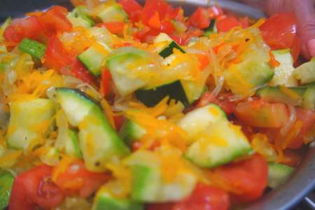 Салат из кабачков с помидорами на зиму: шаг 8