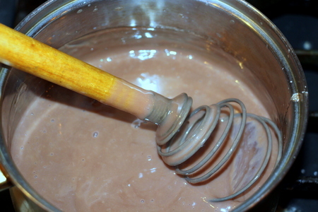 Сливовый пирог с шоколадным пудингом: шаг 2