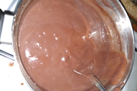 Шоколадно-сливовый пирог: шаг 1