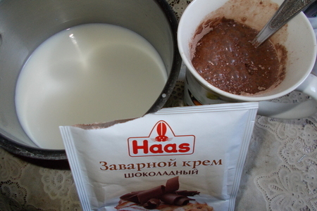 Торт с шоколадно -ванильным кремом: шаг 3