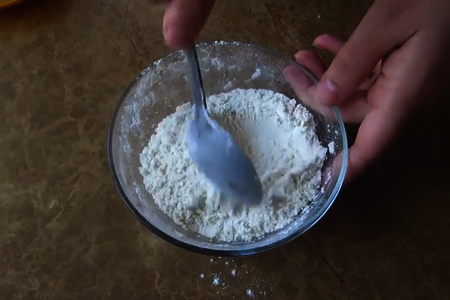 Бисквит с сыром и зеленым луком: шаг 4