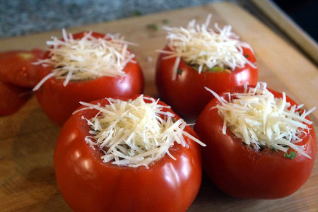 Фаршированные помидоры в духовке: шаг 12