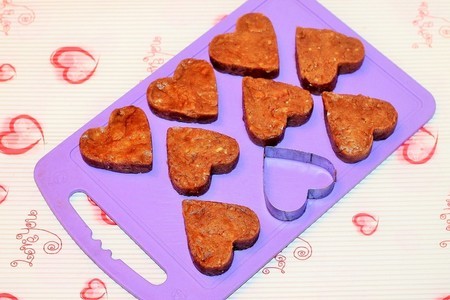 Ореховое пирожное "картошка" в форме сердечка: шаг 6