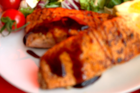 Жареный лосось с салатом и брынзой: шаг 6