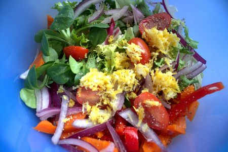 Салат "витаминный" к лососевому стейку: шаг 7