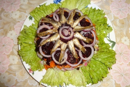 Салат со шпротами: шаг 8