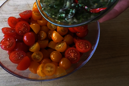 Быстрые маринованные помидоры в итальянском стиле : шаг 3