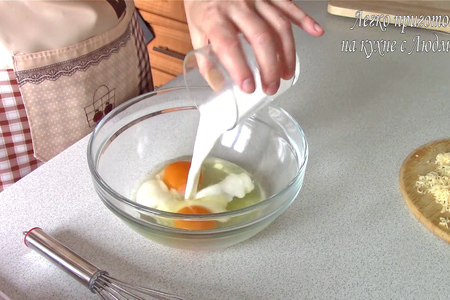 Запеканка с курицей и овощами в сырной заливке: шаг 4