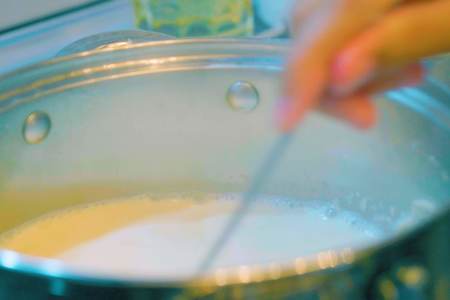 Сгущенное молоко в домашних условиях: шаг 2