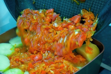 Быстрый тефтелевый суп с картошкой и томатами: шаг 7