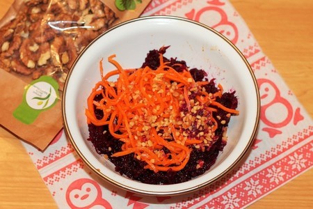 Свекольный салат с острой морковью и орехами #махеевъ_чудеса_за_полчаса: шаг 3