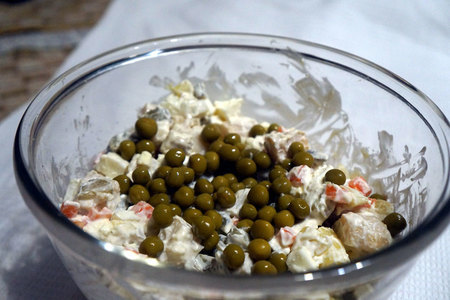 Салат оливье с морским гребешком: шаг 10