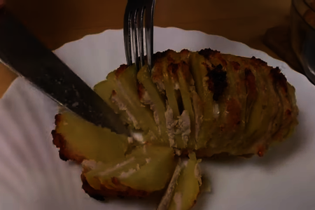 Горячее блюдо на праздничный стол - фаршированная картошка: шаг 6