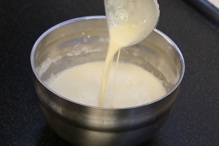 Запеченные блины с медом и сливочным маслом: шаг 2