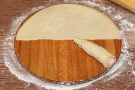 Пирог с творожно-малиновой начинкой «махеевъ», россия : шаг 10