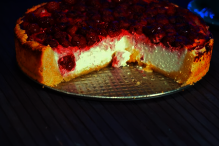 Умеренно сладкий вишневый пирог с творогом: шаг 9