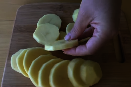 Картофель запеченный в сливках: шаг 1