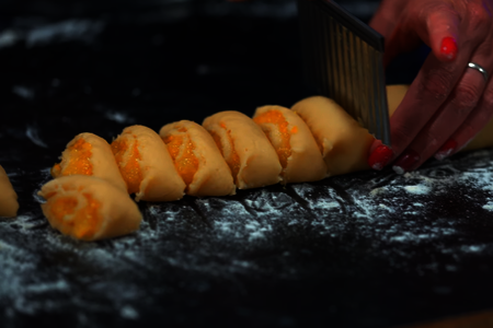Песочное печенье на сметане с апельсиновой начинкой: шаг 8
