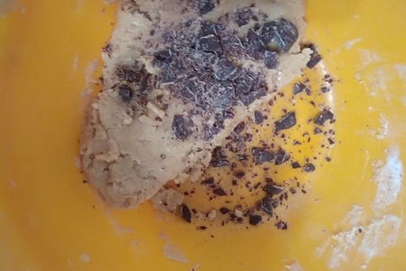 Песочный пирог с черной смородиной и малиновым джемом «махеевъ» «кусочки лета»: шаг 3