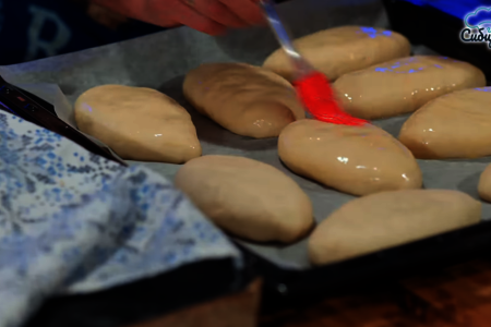 Пирожки с начинкой из картофеля в духовке и на сковороде: шаг 7