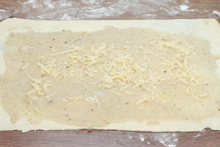 Пирог с начинкой в пряном соусе: шаг 6