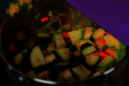 Овощной суп из кабачков с баклажанами: шаг 3