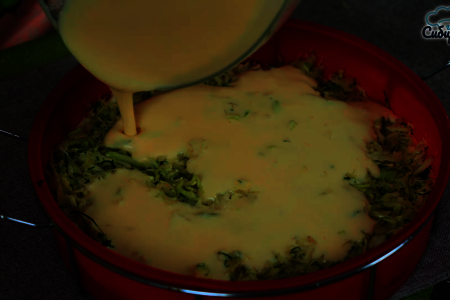 Заливной пирог с начинкой из капусты на кефире: шаг 7