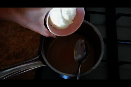 Крем-брюле в шоколаде /10 порций мороженого из стакана молока: шаг 2