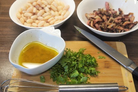 Теплый фасолевый салат с беконом: шаг 2