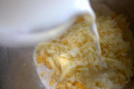 Несладкие коржики с сыром #накормишкольника: шаг 3