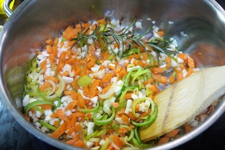 Традиционный тосканский суп риболлита (ribollita): шаг 2