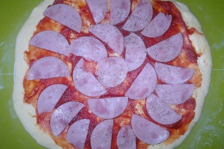 Пицца с ветчиной и помидорами: шаг 11